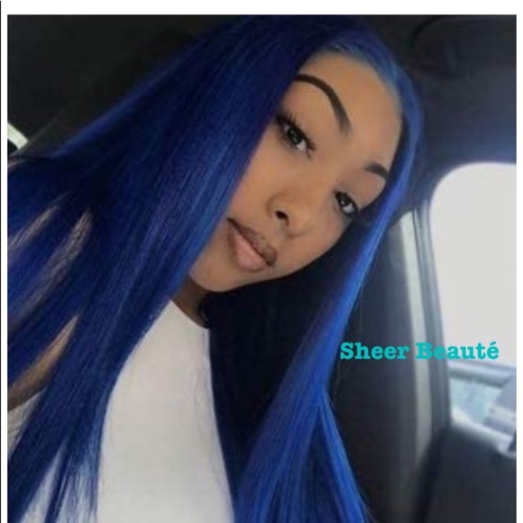 Sheer Beauté Blue L-Part Lace Front Wig - Picture 6 of 6